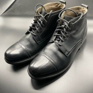 Clarks Black Leather Combat Boots with Lace-Up Design
